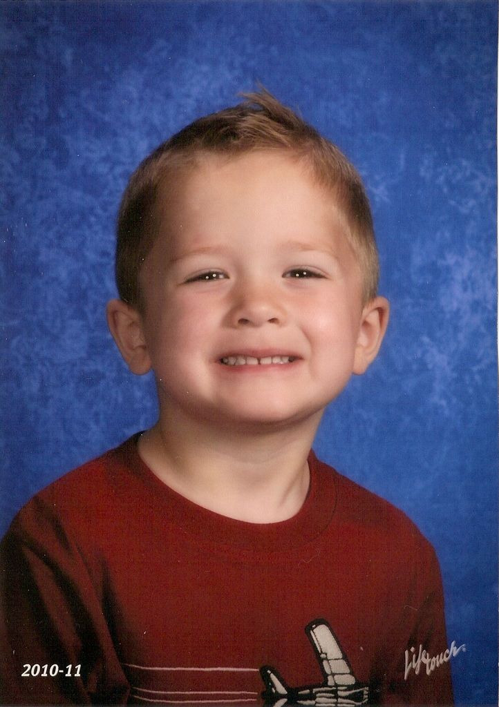 Ben 2010 jigsaw puzzle in Barbara Vavra puzzles on TheJigsawPuzzles.com